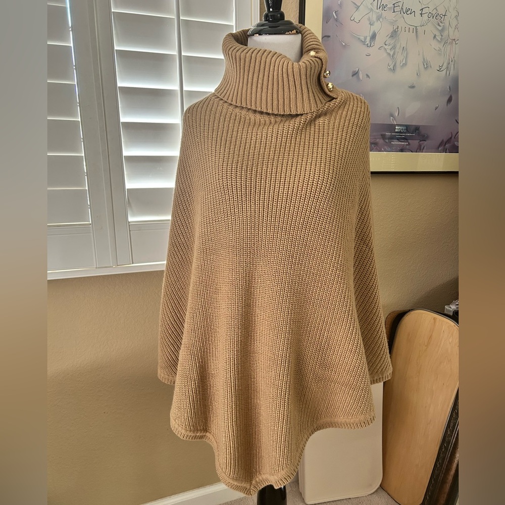 MICHAEL Michael Kors Tan Ribbed Poncho Sweater (053)